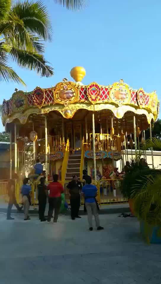 Factory sale 32 seats luxury double deck carousel used amusement park