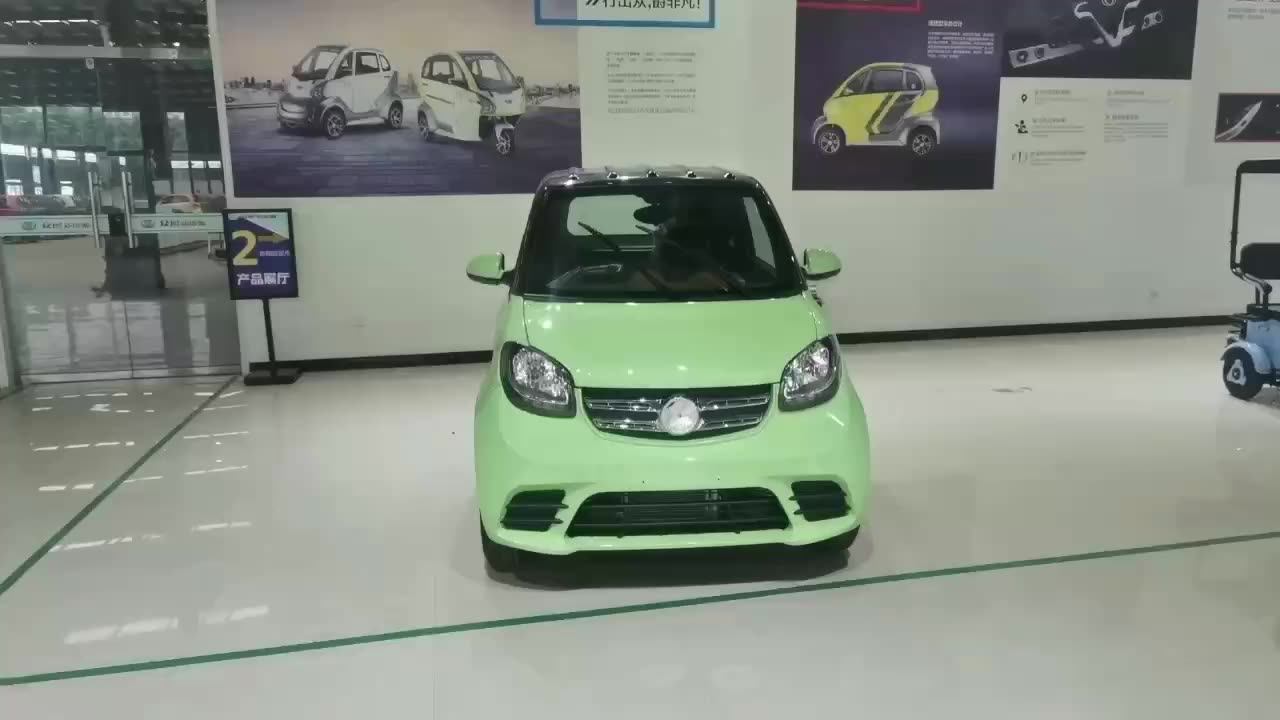 Hot Selling Four Wheels Electric Truck Recreational Car 4 Wheel