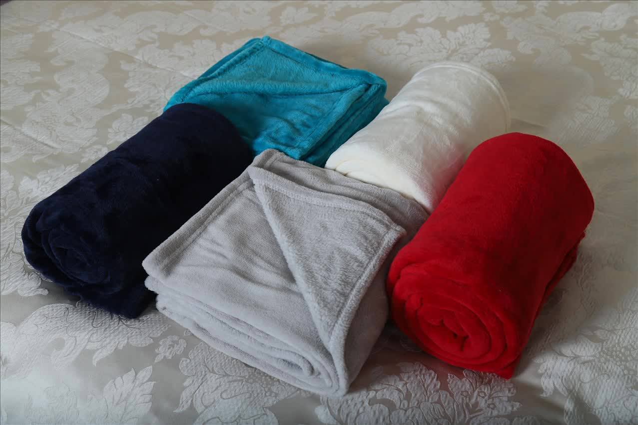 Wholesale 2018 China Cheap Polyester Coral Fleece Bed Blankets Custom