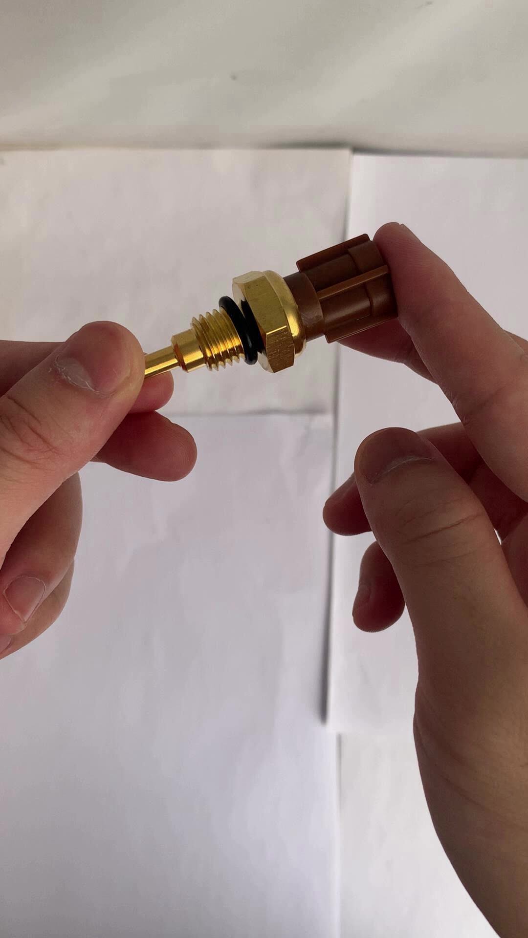 13650-73H00 Coolant Temperature Sensor for SUZUKI Vehicles