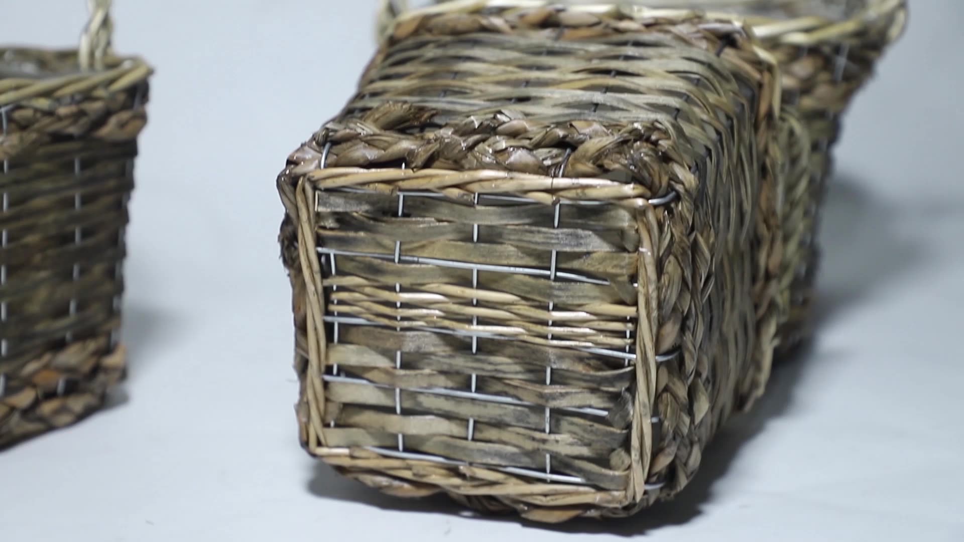 Wicker Basket Oval Large Willow Woven Picnic Storage Empty Basket With