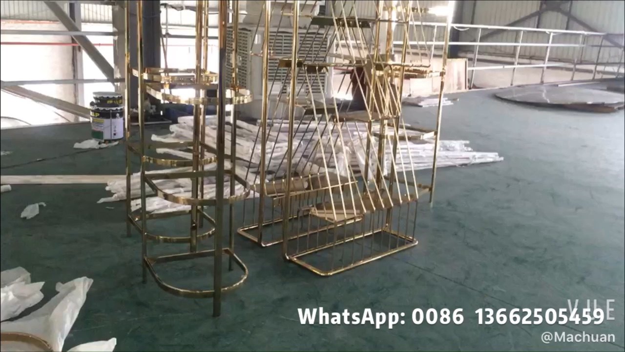 Shinny Metal Gold Clothing Rack Retail Display Shelf For Store Buy