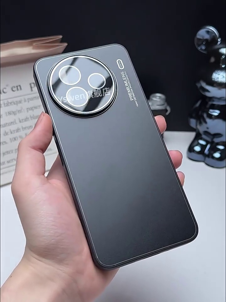 vivo Y300i独特！镜头一切部包金属保护壳、散热防摔新改版