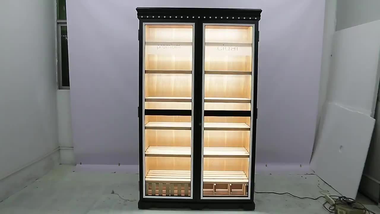 Large Spanish Cedar Wood Cigar Display Smoke Shop Display