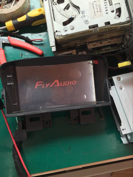 Flying Song Navigation Host not open machine card No sound Flower Screen Black screen not to read disc dvd Nanchang Real-body Shop Repair