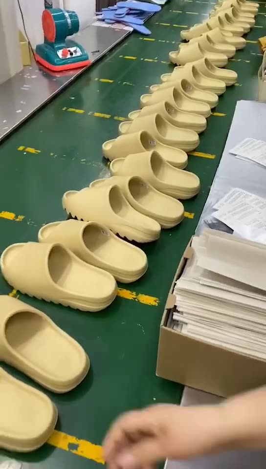 original yeezis original yeezis