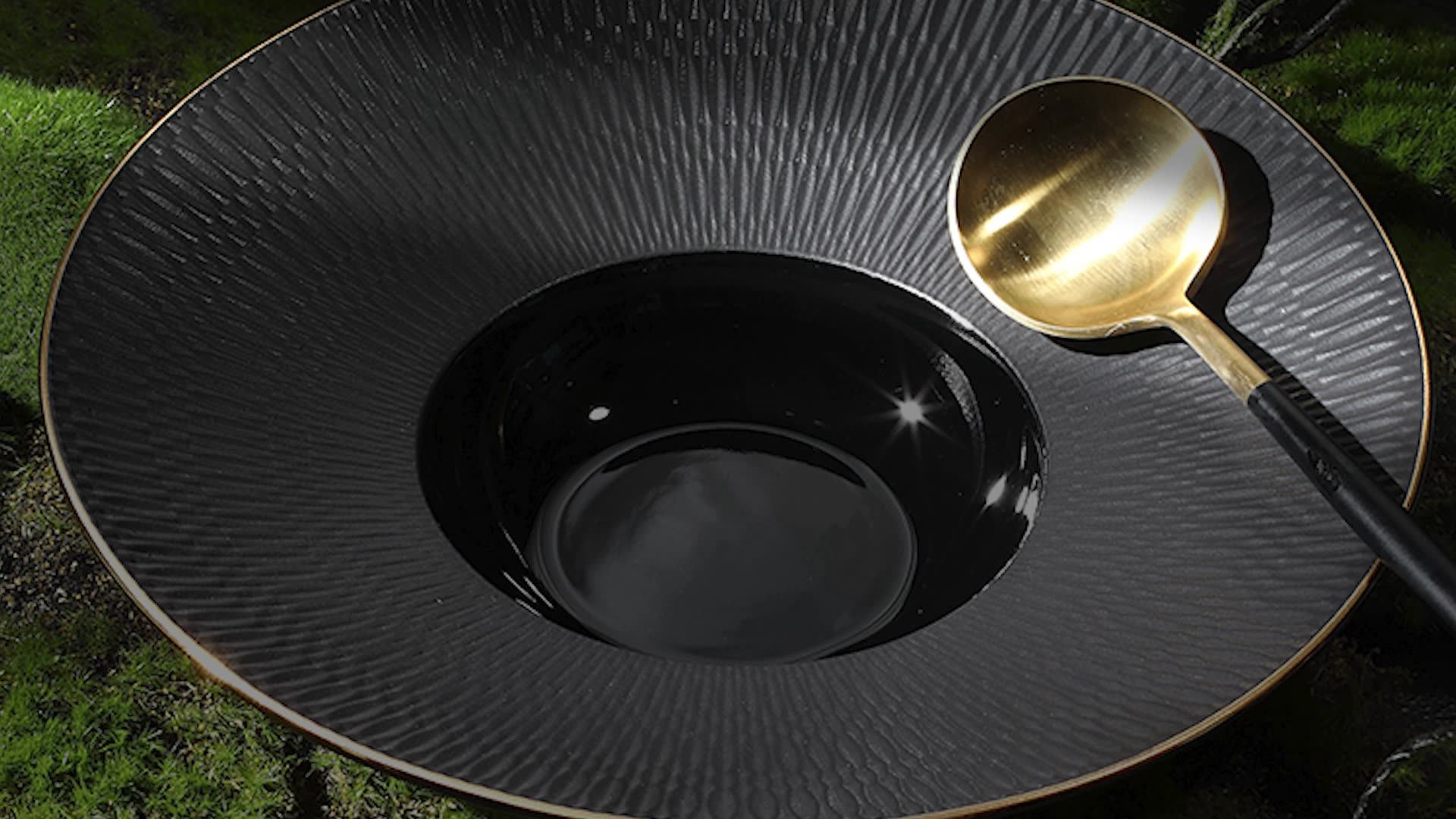 Ecofriendly Dinnerware Supplier Ceramic Dinner Plates Durable Round Black Tableware Porcelain