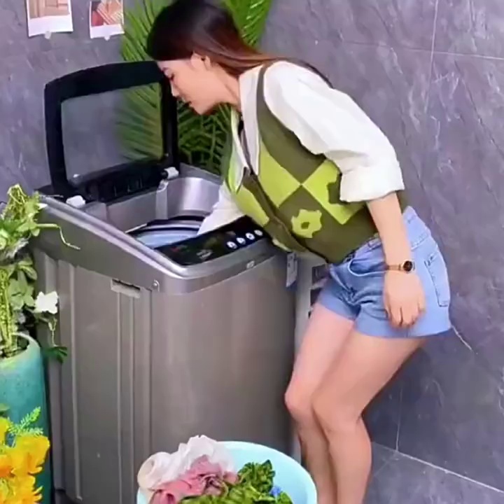 洗衣机用1年不洗槽。水卫士清洁剂救了我的衣服。