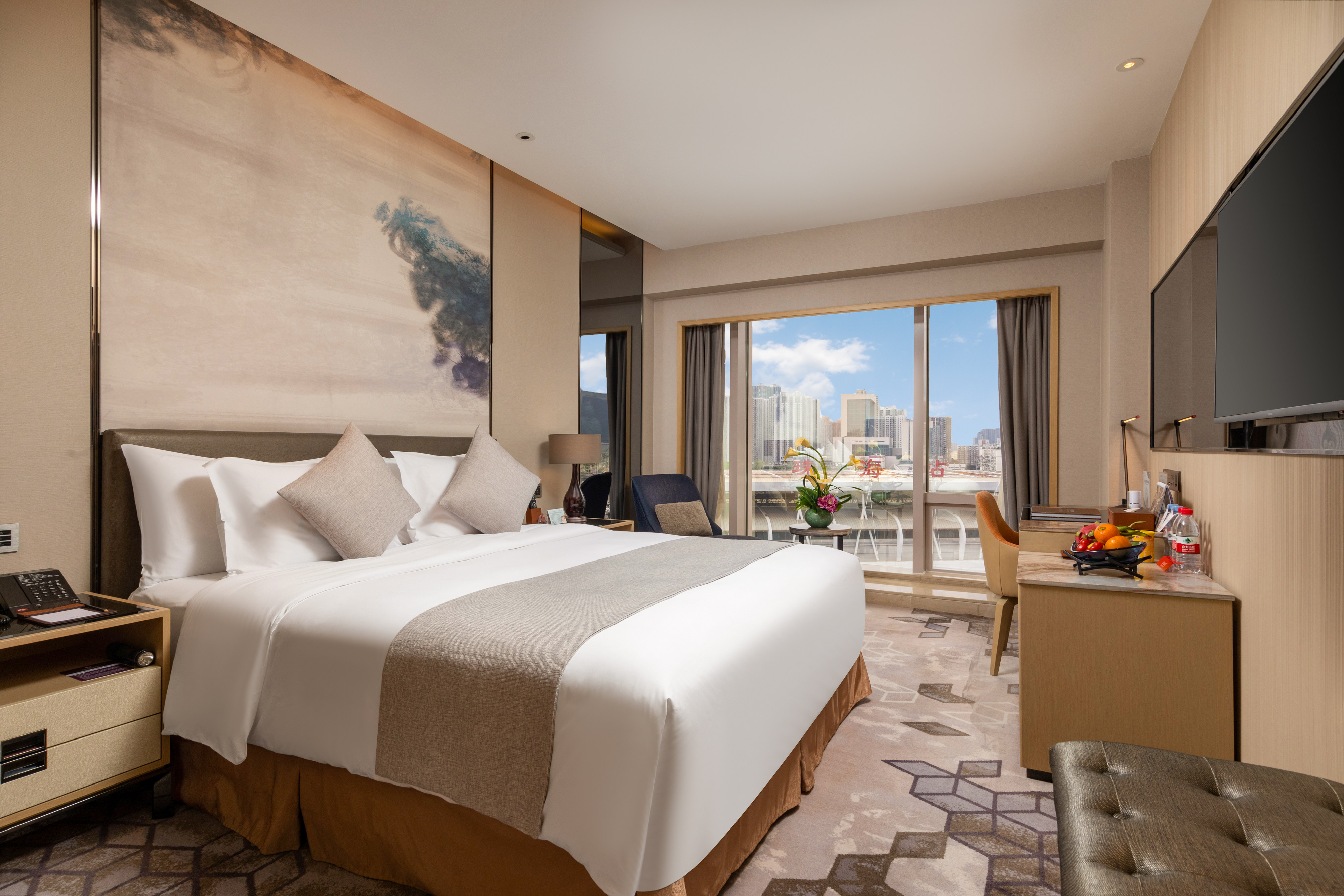 珠海凤凰湾悦椿酒店海景大床房怎么样？聊聊智能化海景度假体验