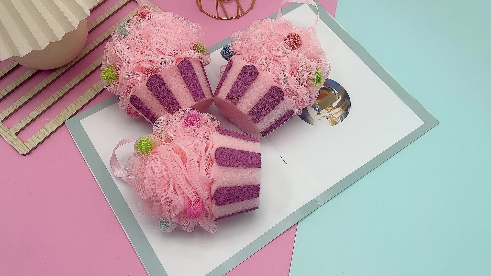 Wholesale Kids Cake Shower Puff Korean Loofah Kids Rainbow Bath Sponge