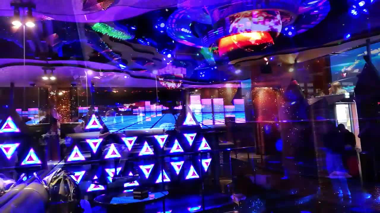 Creative Triangle Led Screen 3d Led Dj Lights Console For Night Club