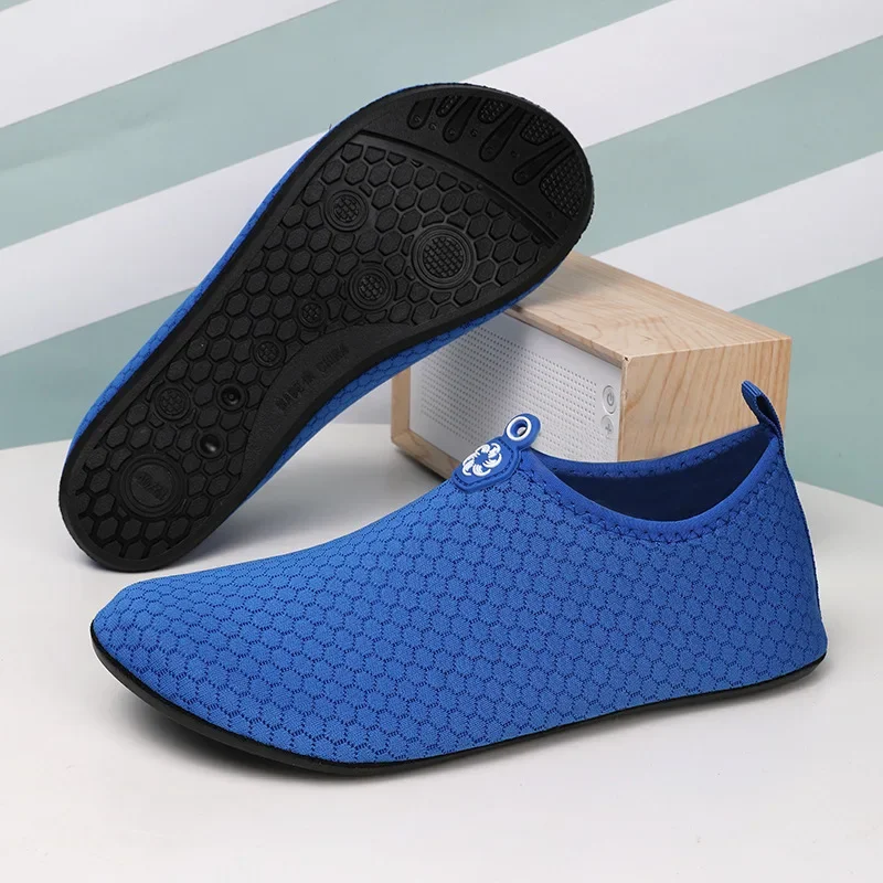 Beach thin-soled shoes and socks men and women snorkeling shoes diving beach socks shoes non-slip quick-drying wading swimming shoes yoga shoes factory