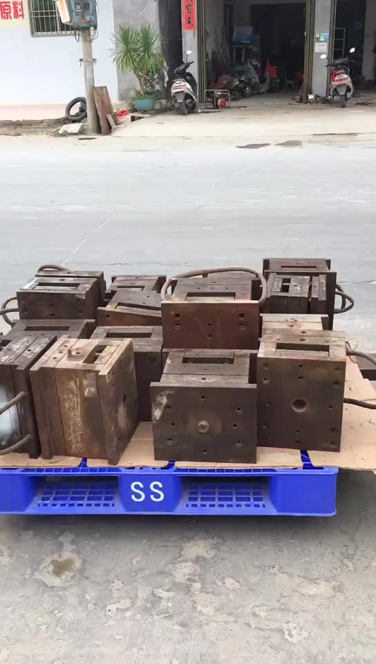 Molds used. Molds used