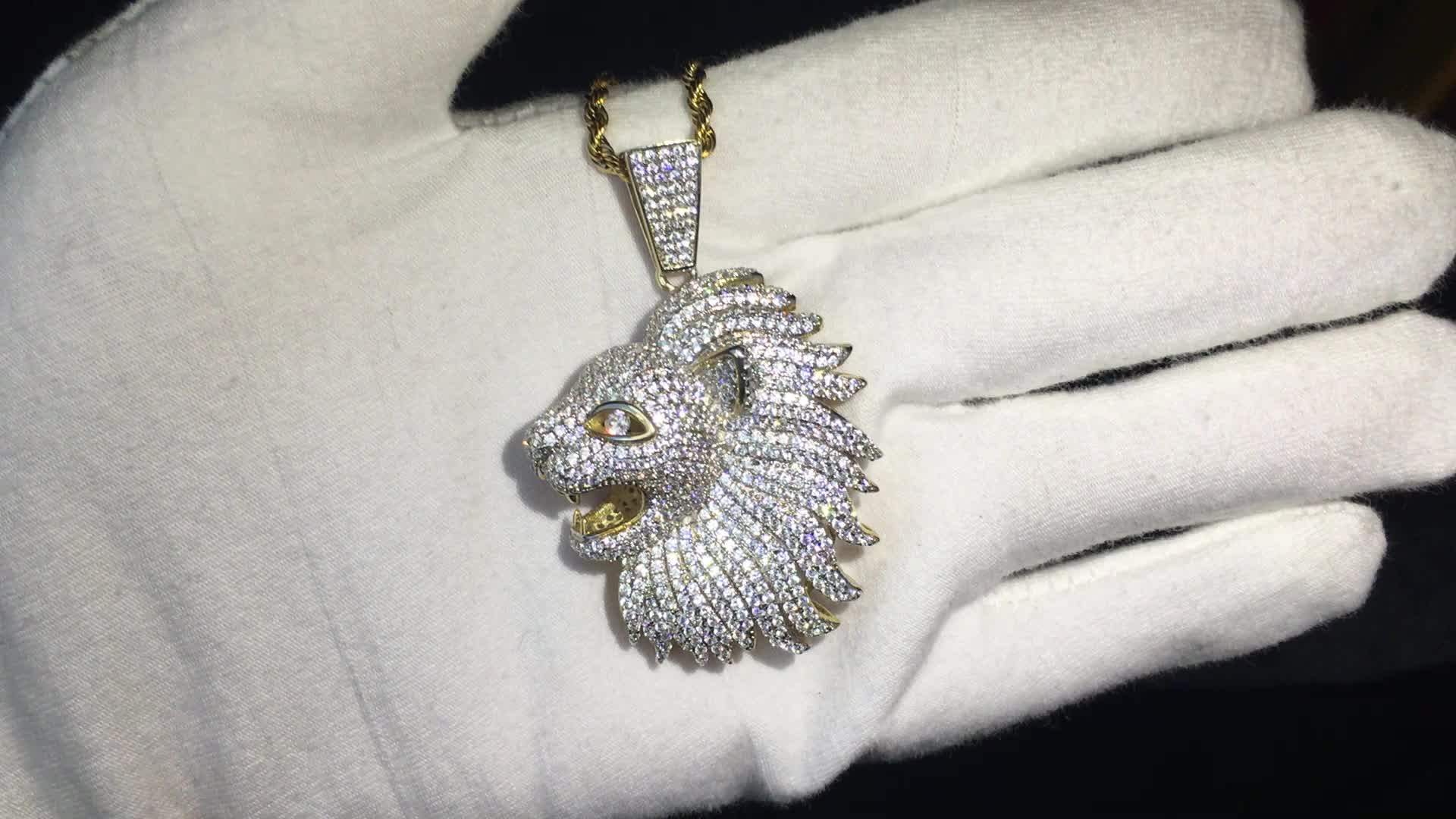 Custom Charm Pendant Makers Iced Out Copper Alloy Lion Pendant Designs