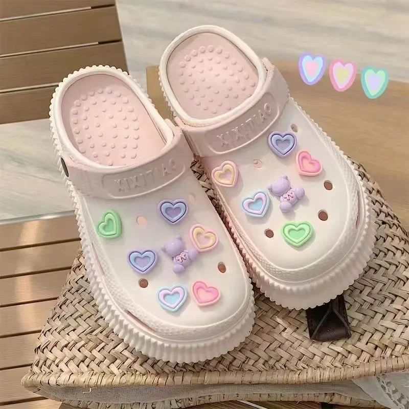 Туфли Croc с толстой подошвой для женщин милый мультяшный стиль Баотоу сандалии для девочек, чтобы наступать на какашку, тапочки с ощущением
