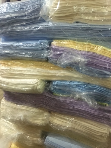 By pound selling 100 % pure cotton towel size 72 * 33 is flawed suitable for the assembly catch wholesale