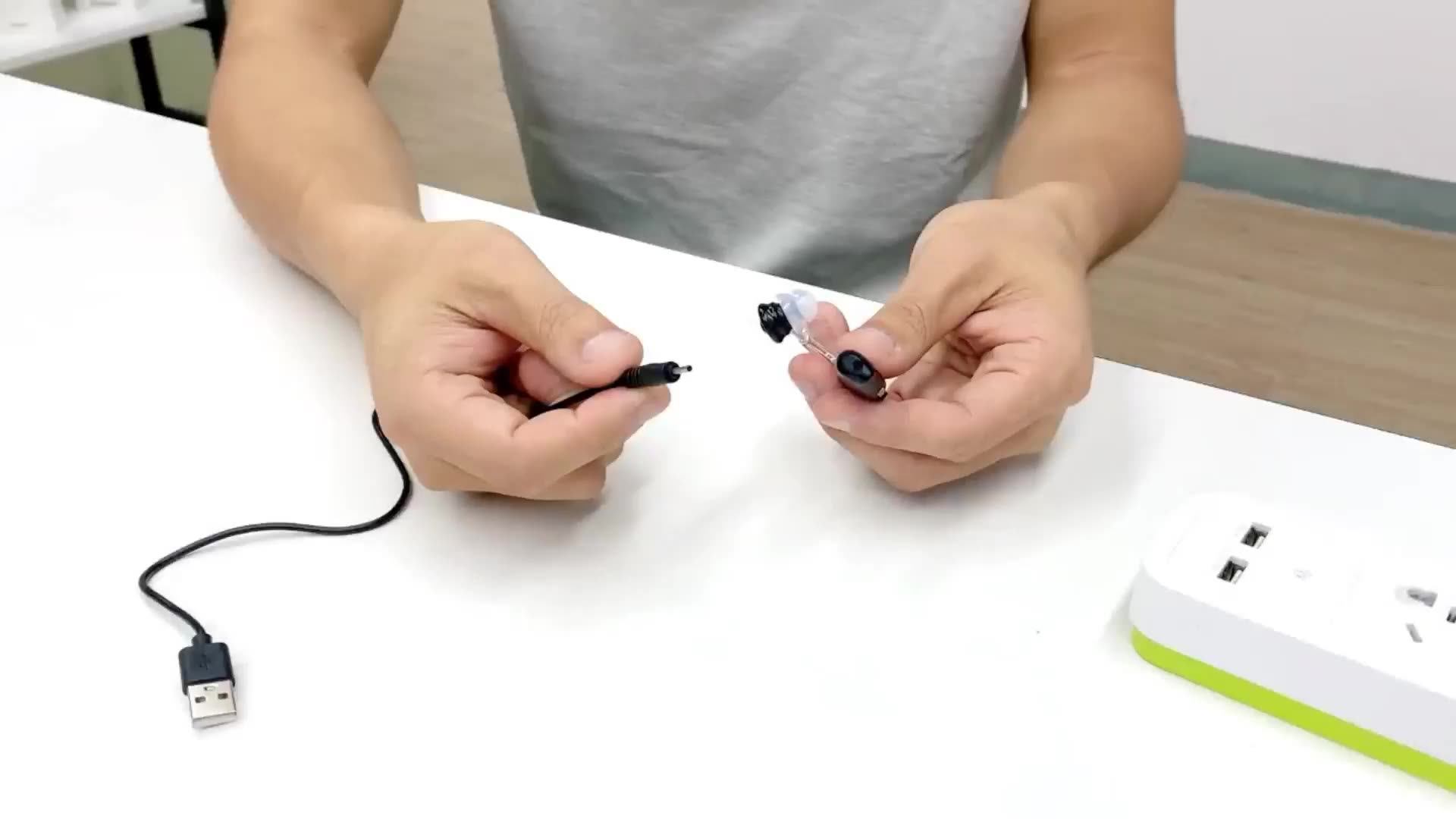 Rechargeable Hearing Aid Amplifier With Rechargeable Hearing Aid