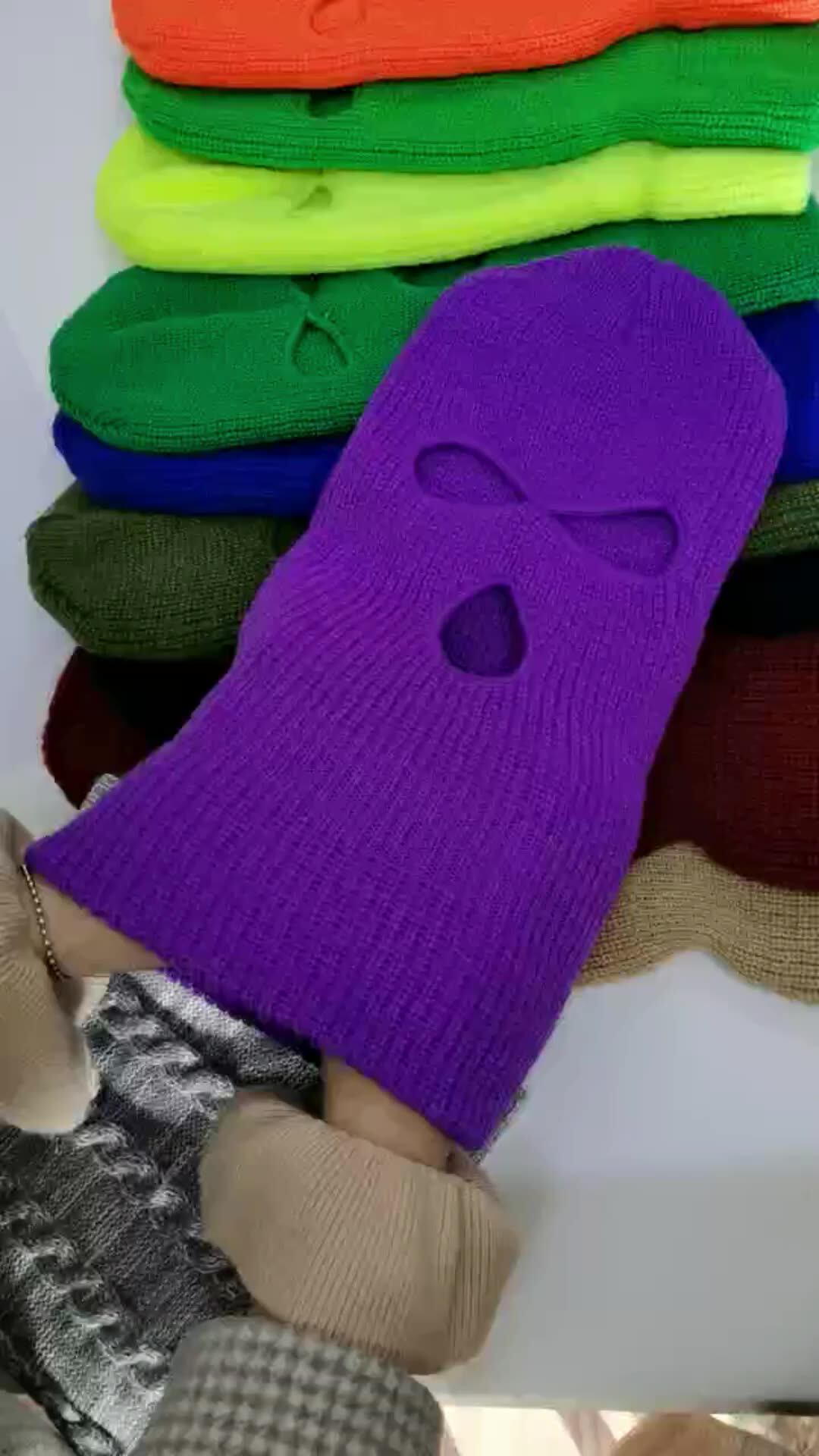 High Quality Ski Mask Acrylic Material 3 Hole Beanie Winter Warm Hat