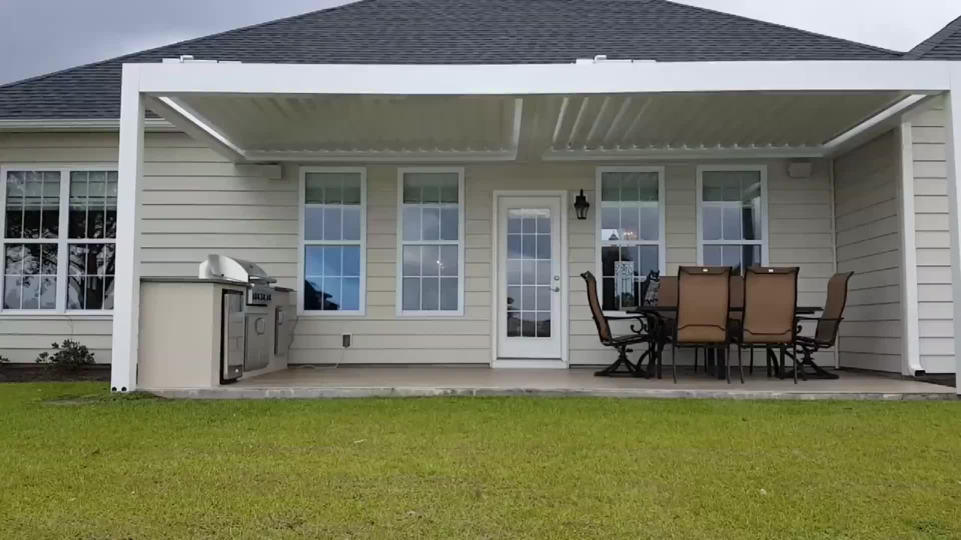 Automatic Waterproof Garden Motorized Louvered Roof Metal Pergola For