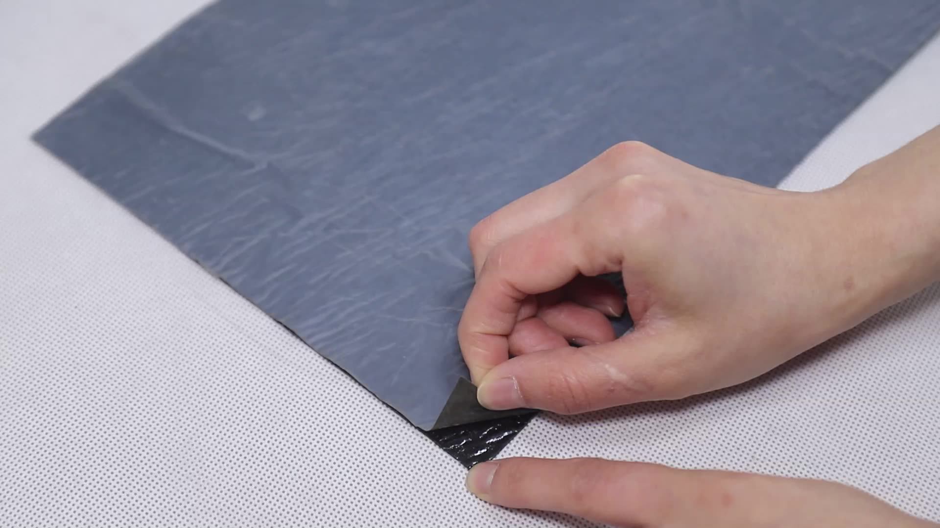 Self Adhesive Polymer Modified Bitumen Adhered Waterproof Roofing