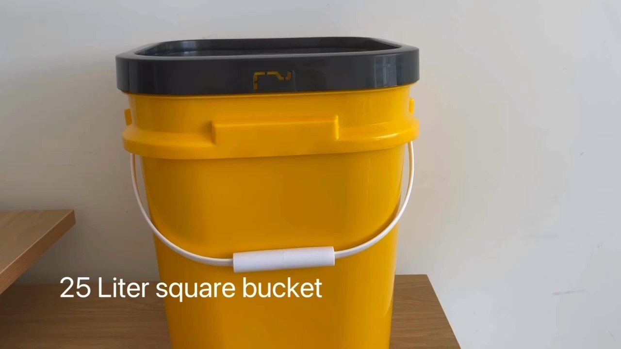 Plastic Bucket 15 Liter Bucket With Lid Buy Plastic Bucket,15 Liter
