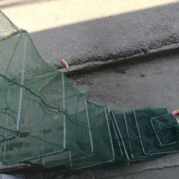 Fishing net 23 cm x 20 cm length 3 5 m or so 19 pieces of 13 hole sleeve belt crash