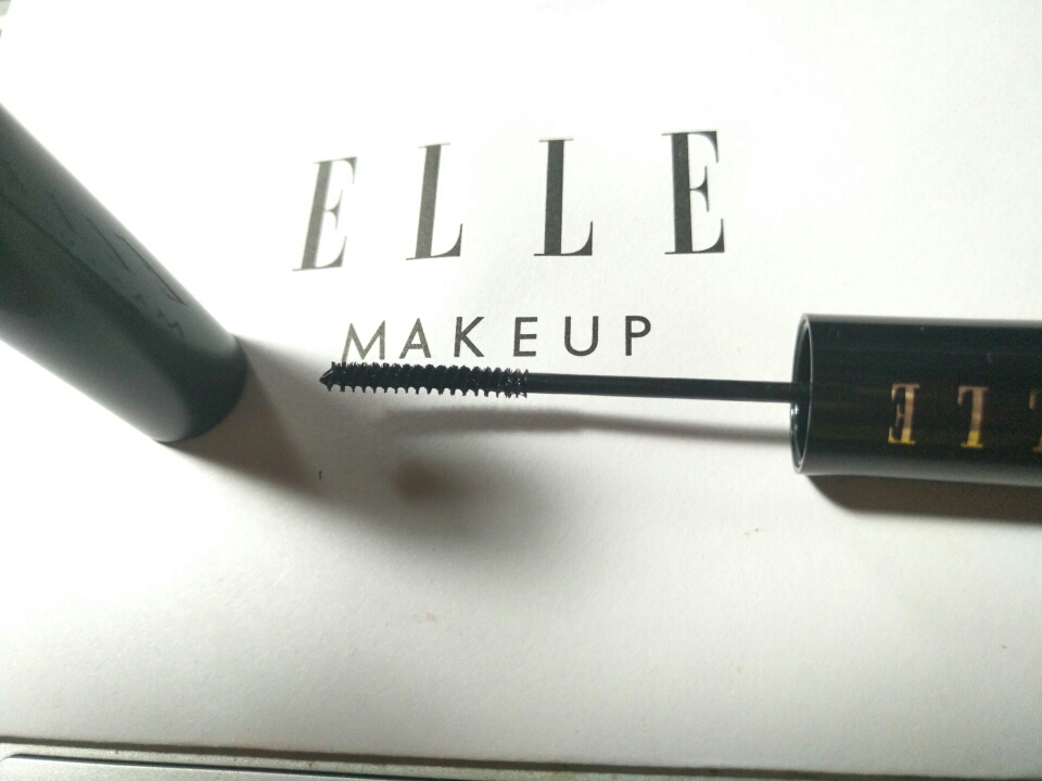 ELLEMAKEUP双头睫毛膏好不好用，入手后1个月来评价,第5张