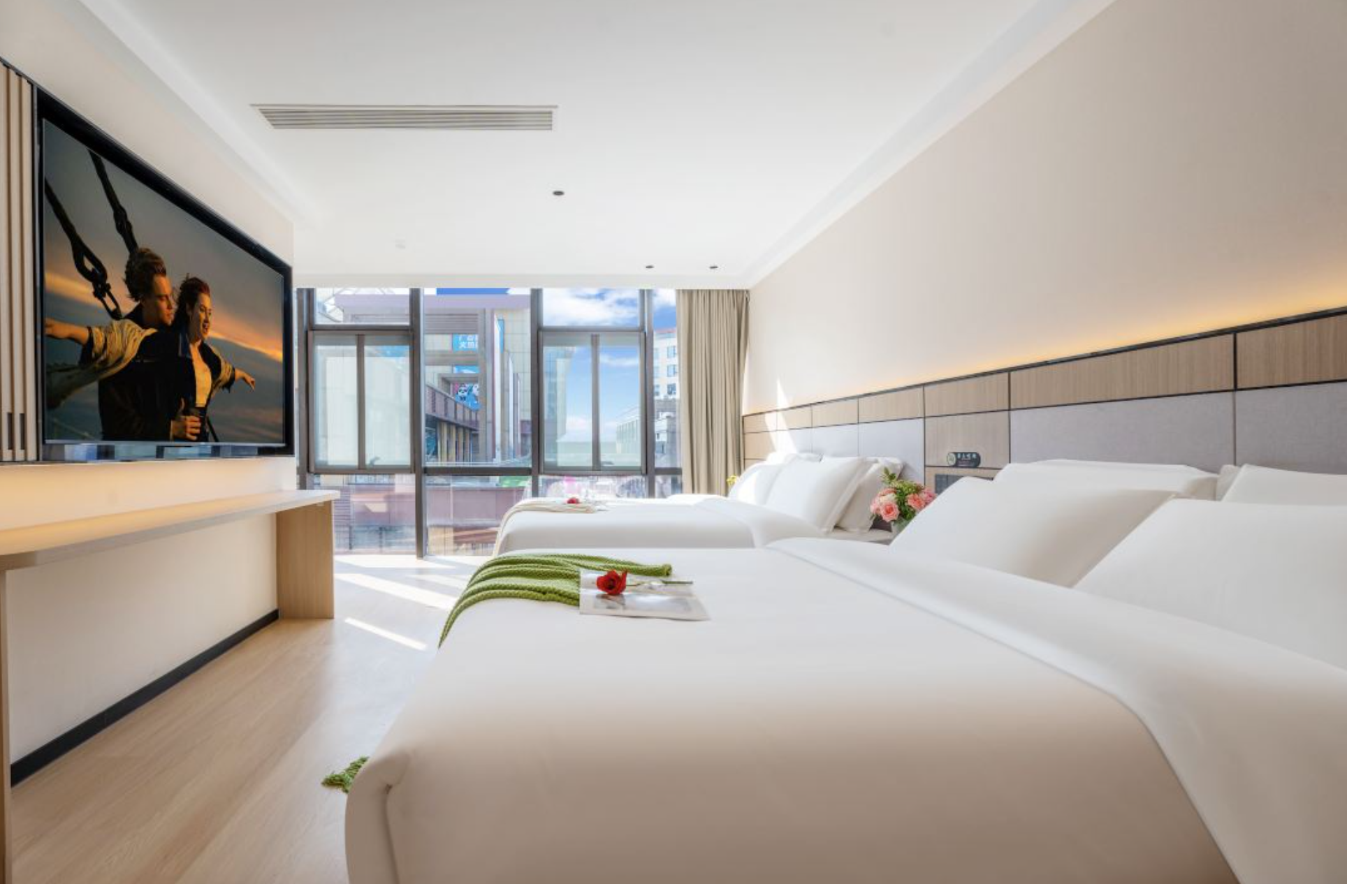 嘉朵酒店（杭州萧山国际机场永盛路地铁站店）