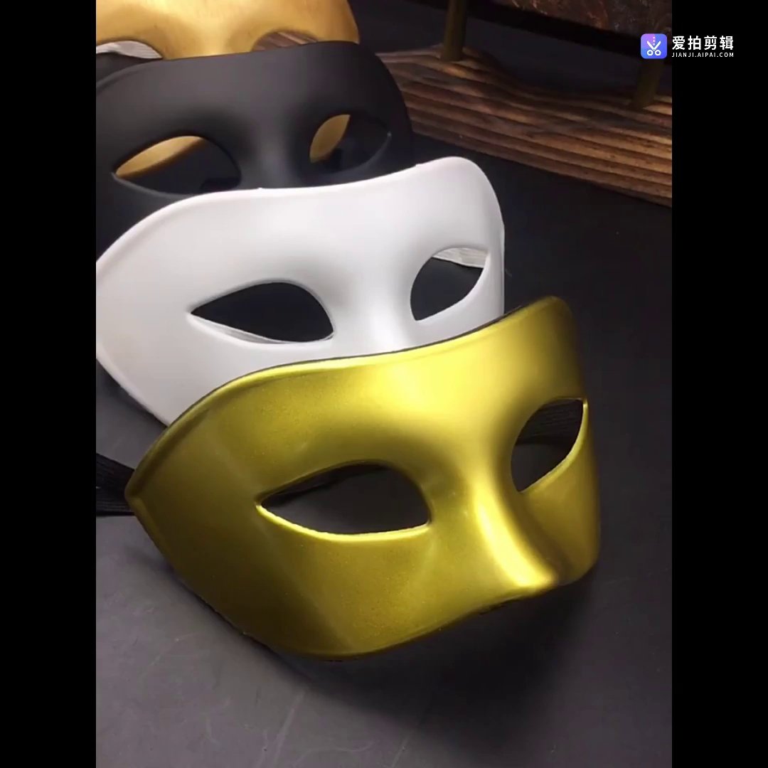 巴黎这一夜，带着小31岁娇妻的张艺谋，还是输掉了自己最后的体面_搜狐网, image size:1080x1080