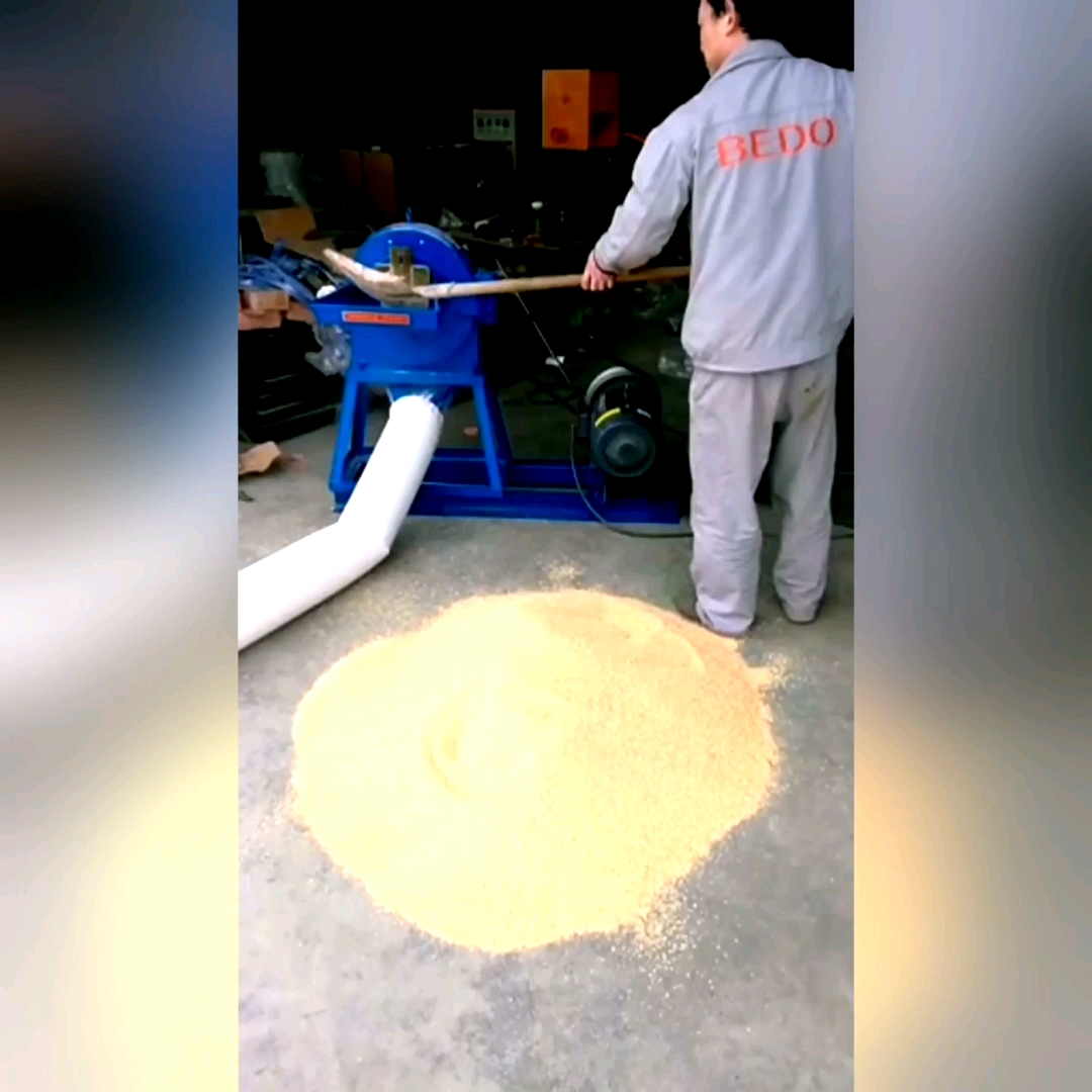 Factory Price Small Electric Animal Poultry Livestock Feed Grain