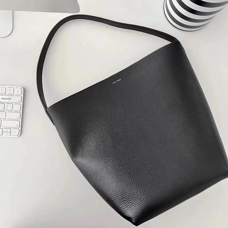 Genuine Leather Large Capacity Bucket Bag Women's 2024 New This Year's Popular Top Layer Cowhide Niche Shoulder Bag for Women