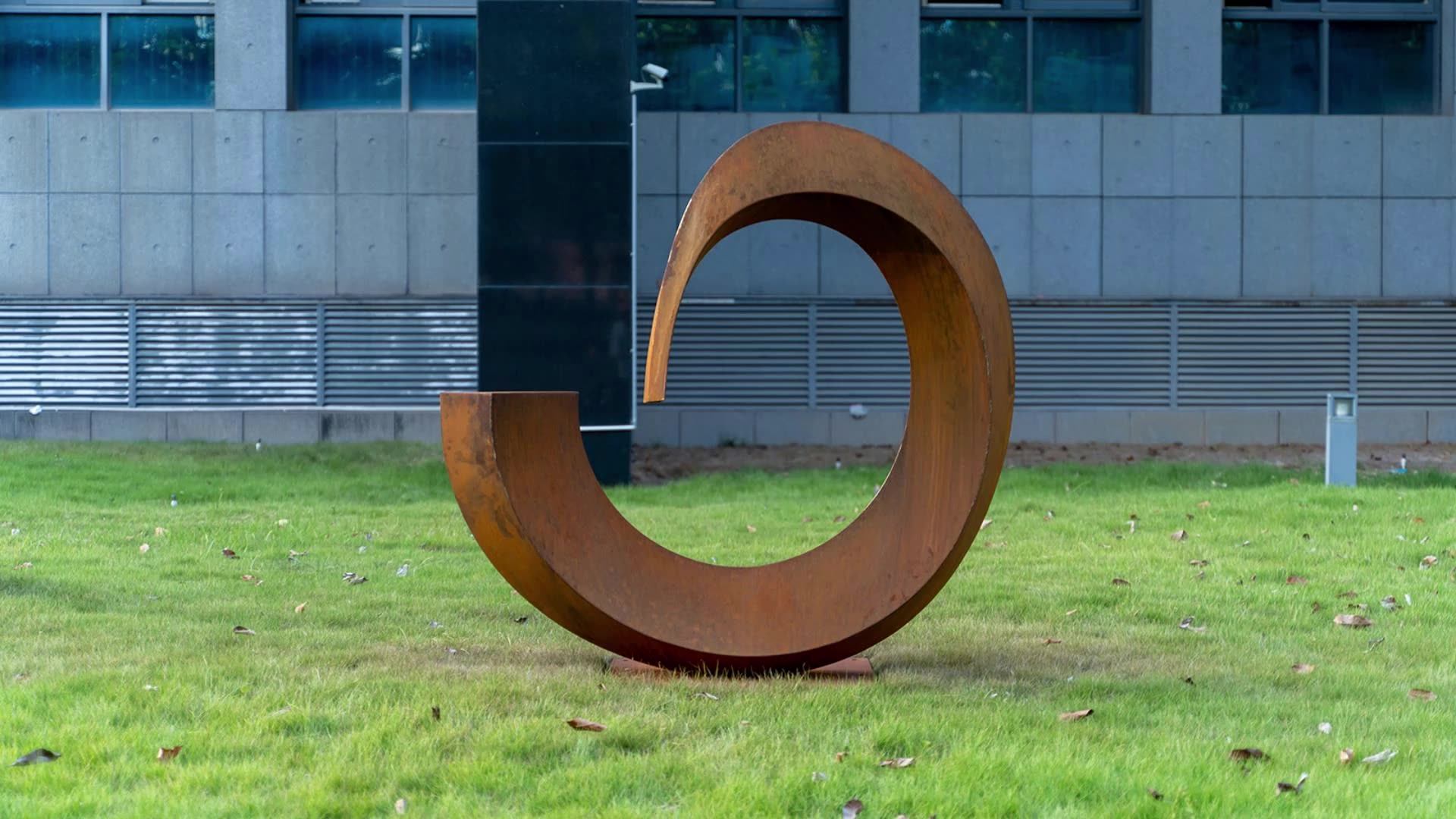 Outdoor Garden Decor Sculpture Corten Steel Statue With Cheap Price