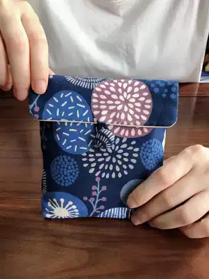 Fengwai original handmade fabric girl moon bag aunt bag Portable packaging tampon tampon storage bag
