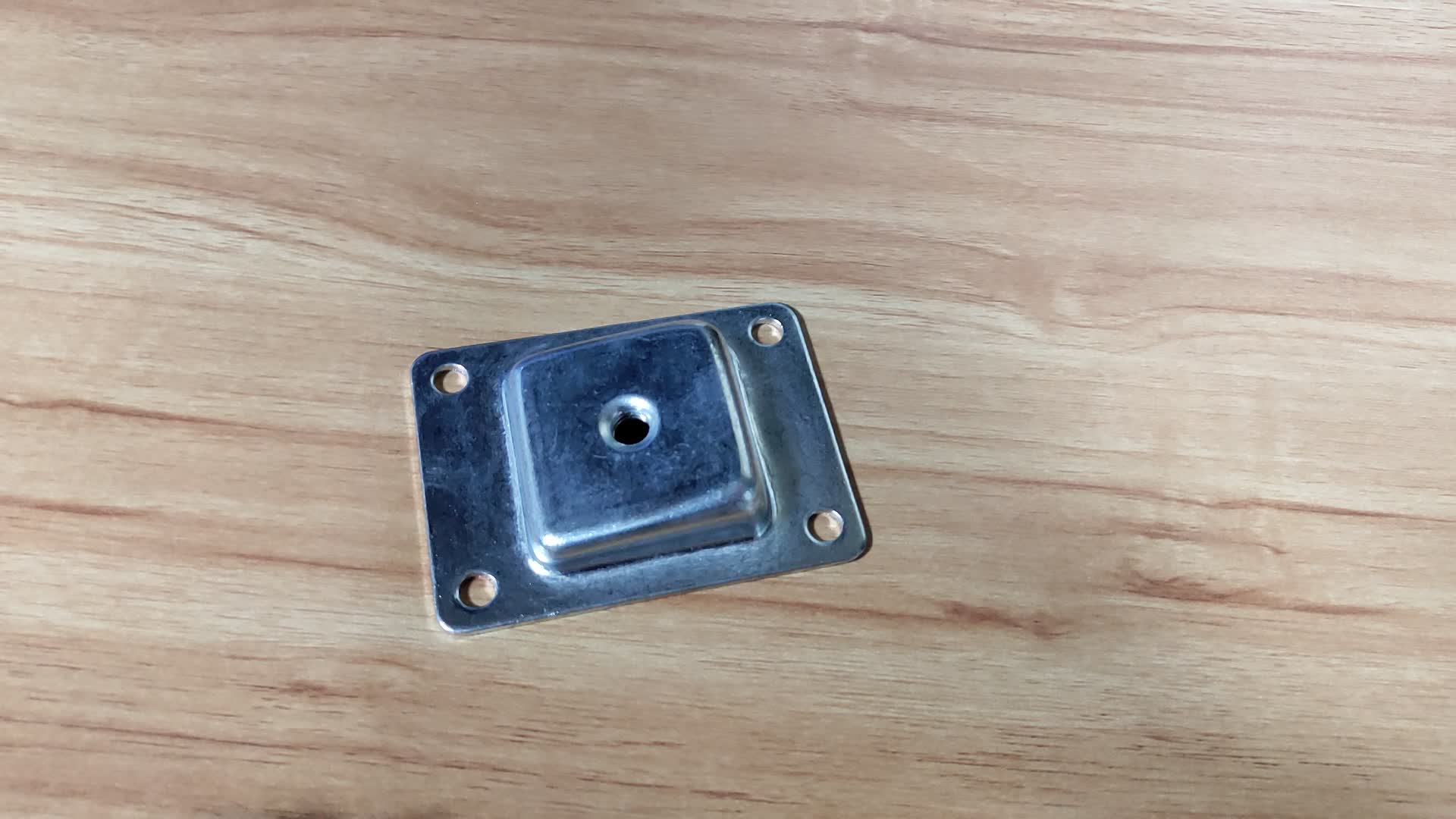 80x60mm Steady Furniture Fixing Brackets Square Coffee Table Leg