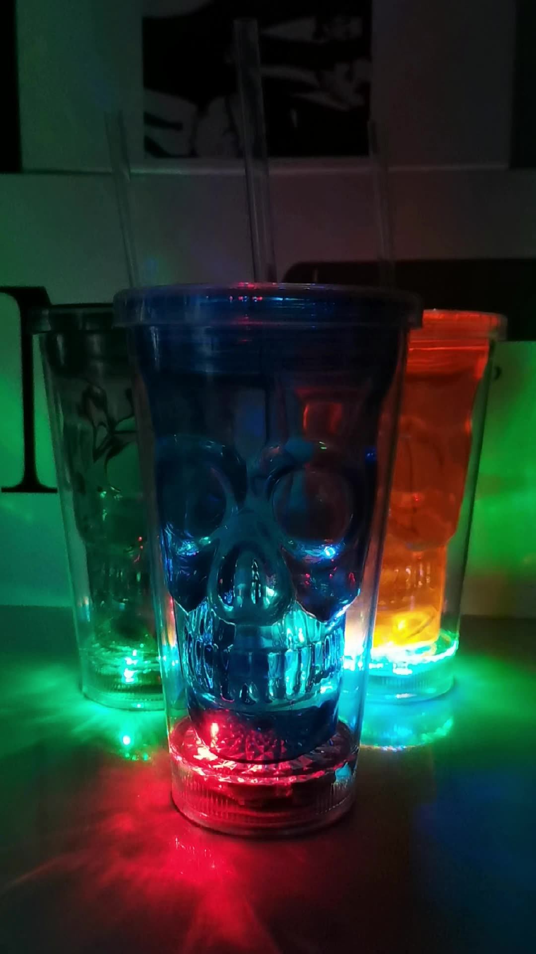 Skull Cup ZX 20oz Light Up Skull Mug LED ABS Colorful Lights 50mAh
