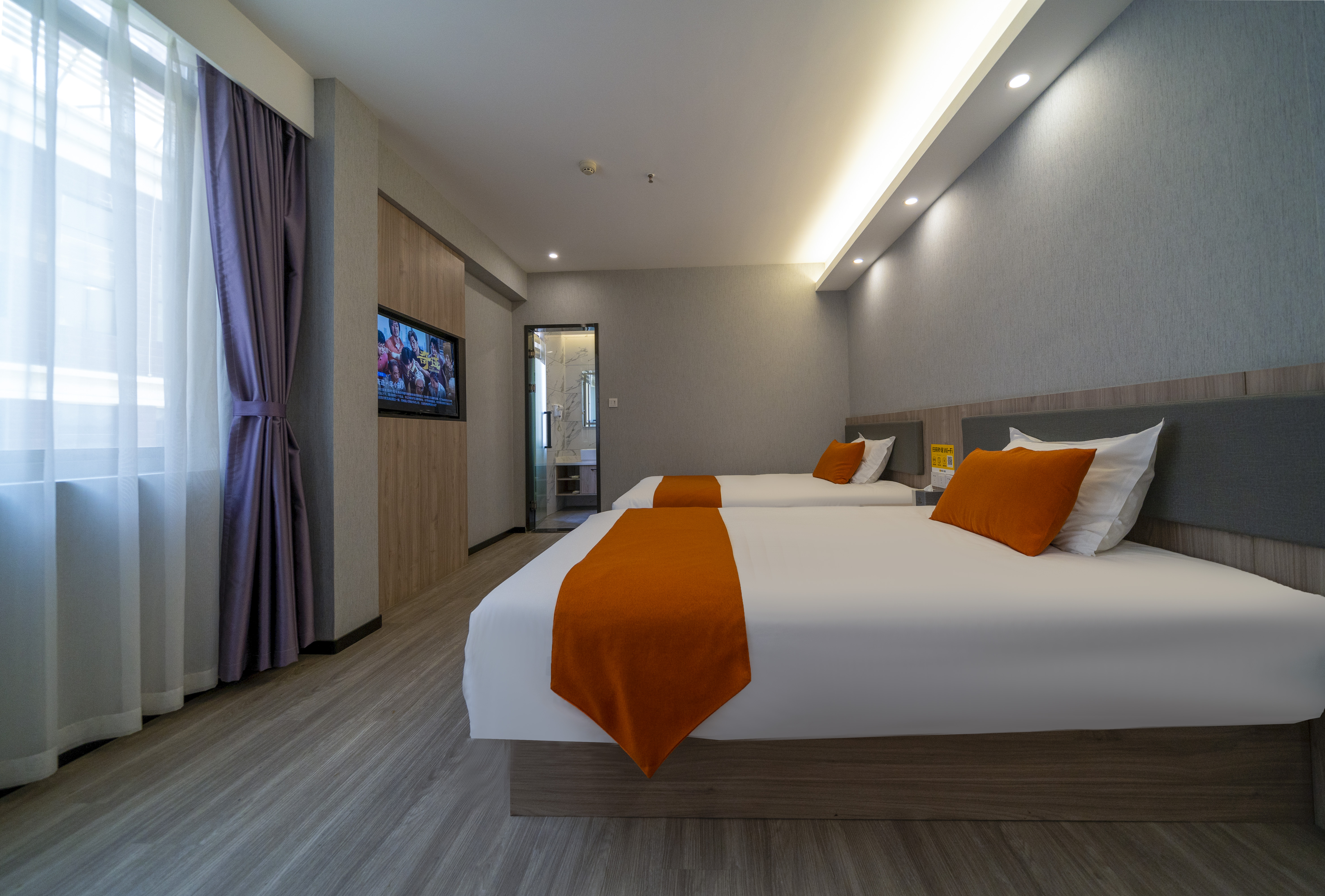 PACONE充气床垫：户外露营中的舒适睡眠革命