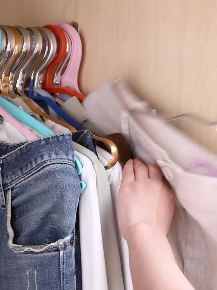 Pants storage floor pants rack Wardrobe built-in hanging pants rack Clothing magic multi-function folding multi-layer storage rack