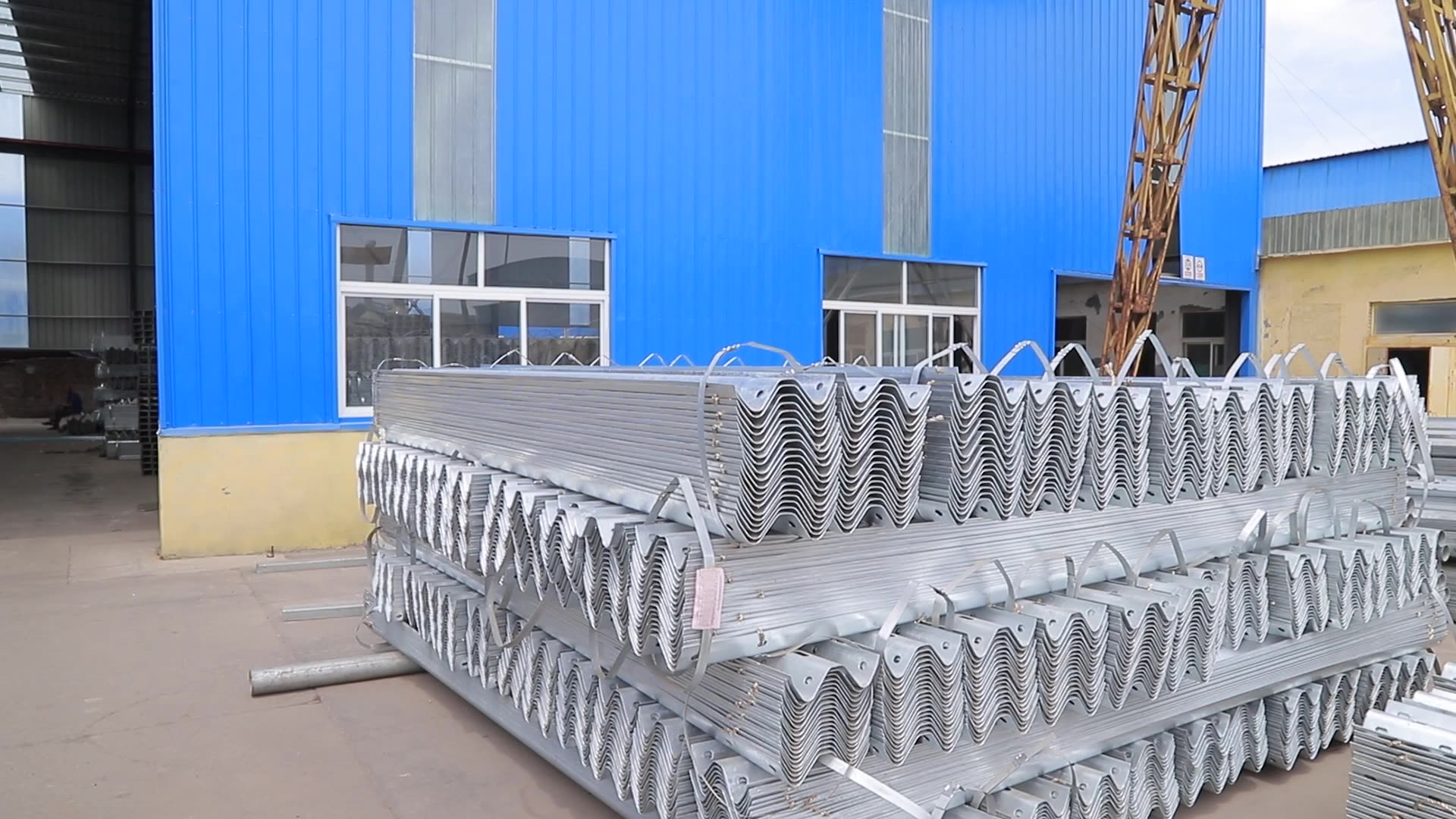 Traffic Safety Barrier W Beam Guard Rails Protecting Road Used Safety