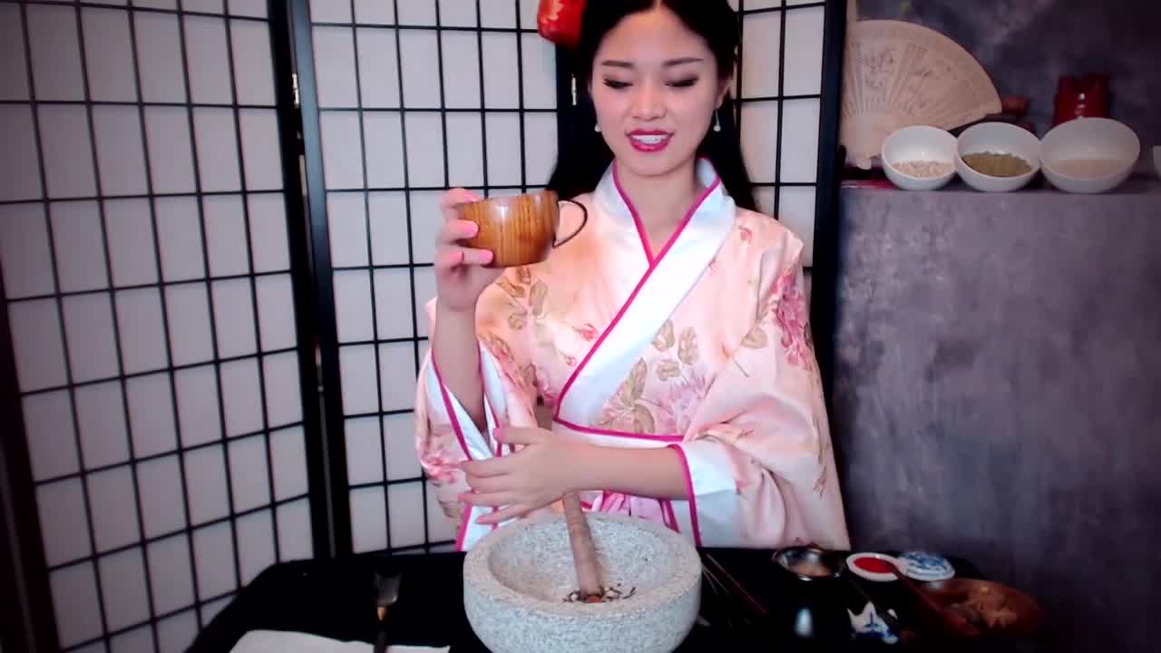 主播Tingting婷婷妹减压助眠视频