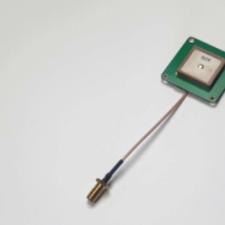 这个玩意儿能够够偷偷改写你的工厂流水线。915M圆极化天线居然藏了这个么大一个bug。