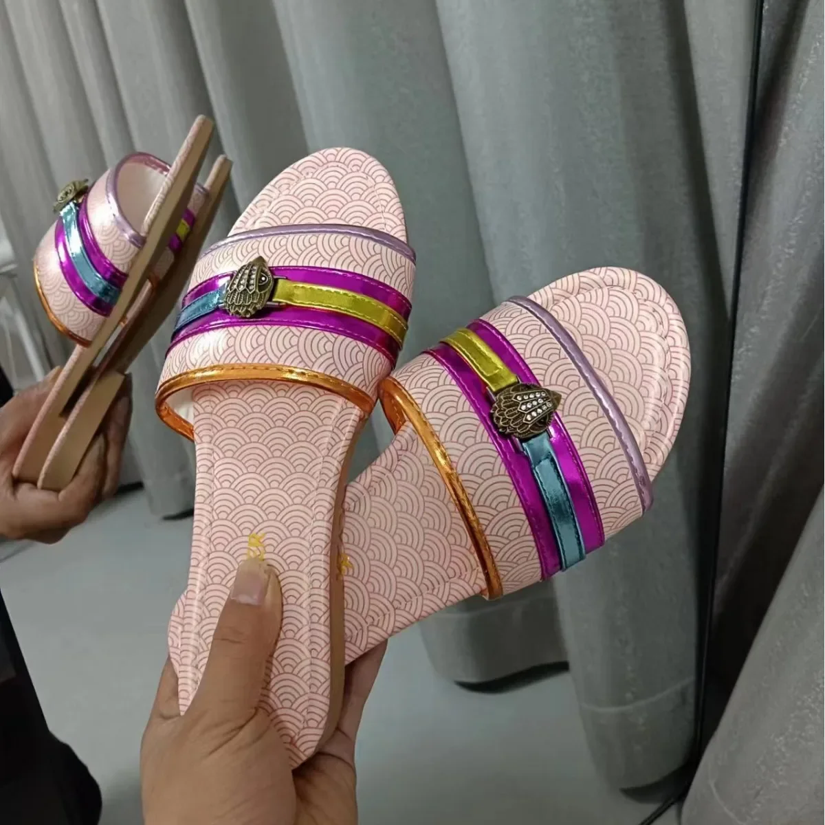 carousel-thumb-2