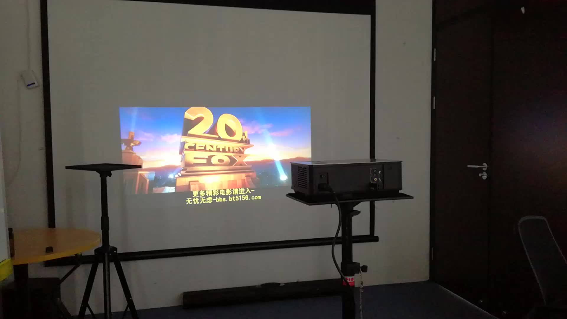 100 Inch Vs 120 Inch Screen