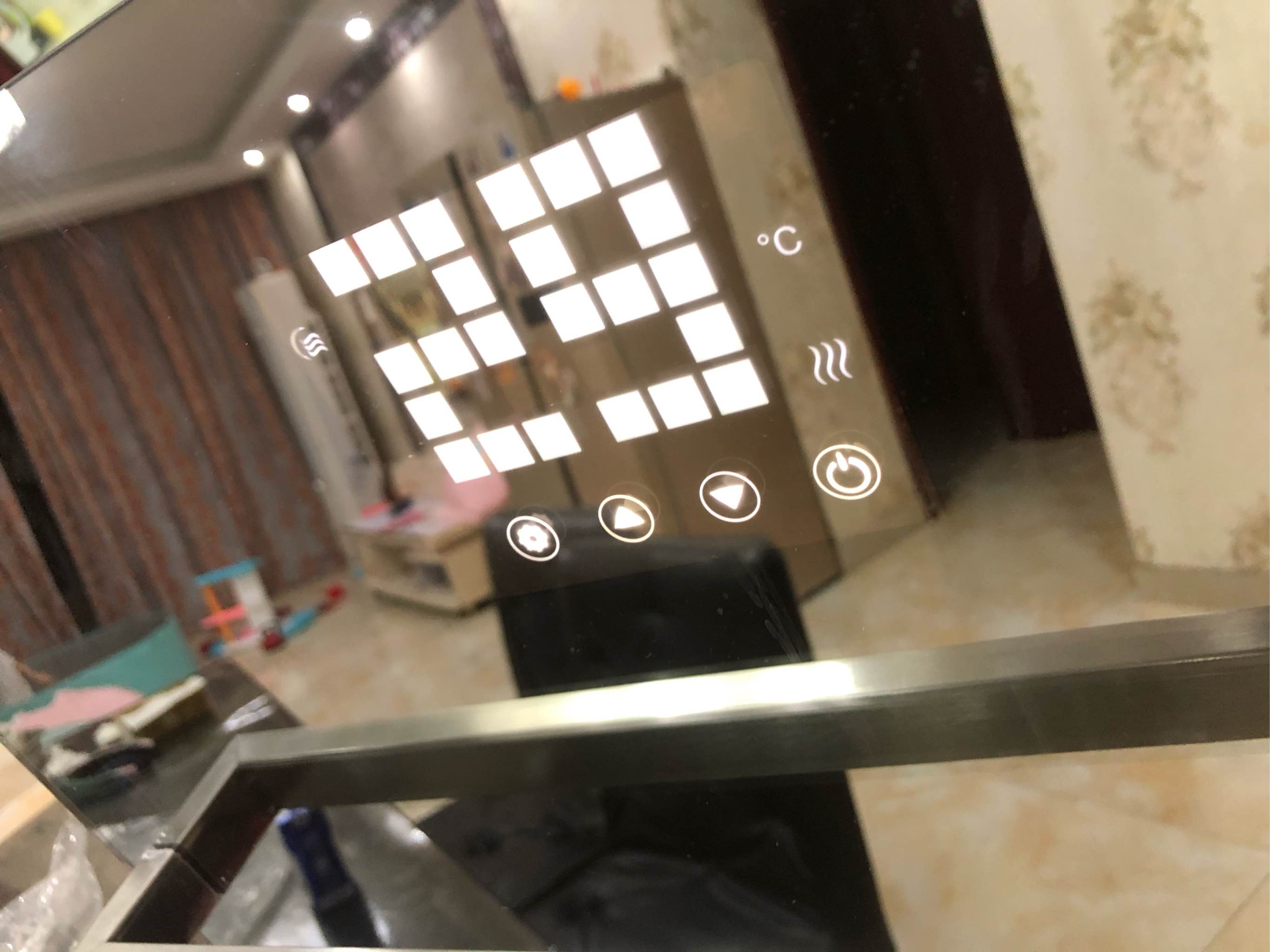 家用智能浴室电热毛巾架镜面杀菌怎么样是哪个国家的牌子，热门产品亲自试验_搜券