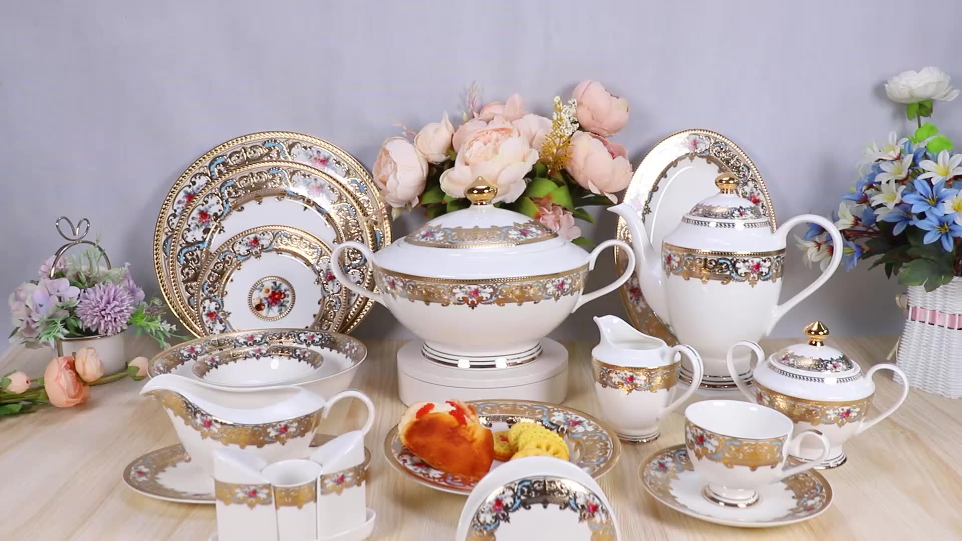 China Bone Luxury Dinner Set Wedding Gold Luxury Dinnerware Sets Buy