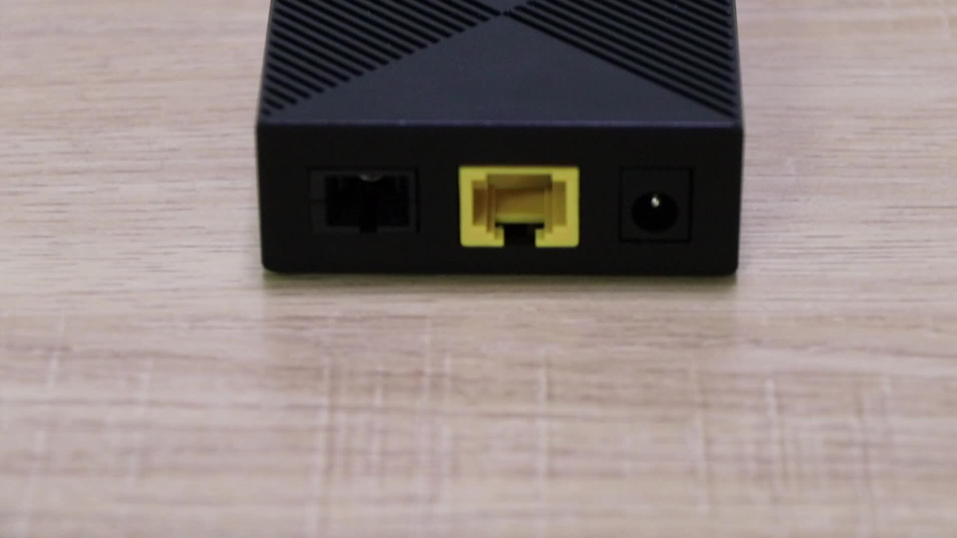 Медиа-конвертер ethernet 1310мм me61a. Медиаконвертер 1000 мбит/с. Fiber optic terminal (155*105*35mm, sc interface, with pigtails). Media/converter"htb-3100a,b"mbt. Оптический порт 1xsc.