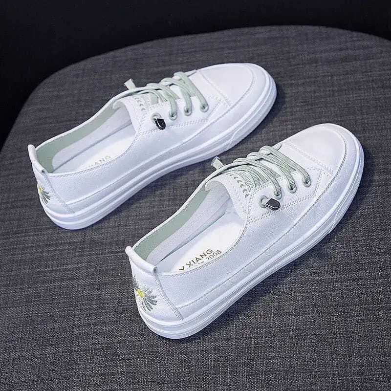 2024 Spring New Style Low-Top White Leather Sneakers for Girls and Boys, Flat Slip-On, Versatile Sporty Korean Version Student Shoes
