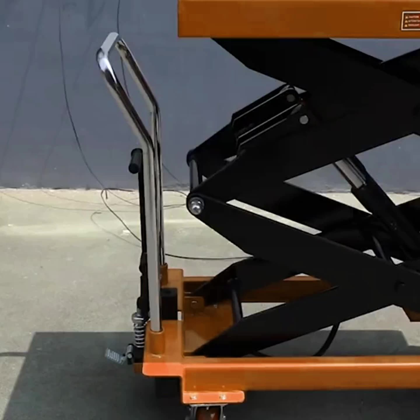 300kg Mobile Manual Hydraulic Scissor Lift Table 815*500*50mm Buy