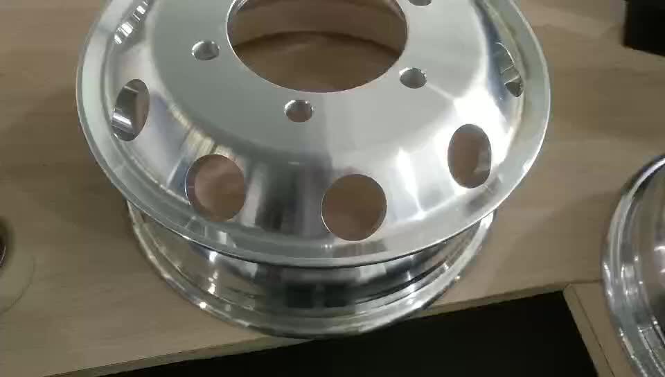 Jdn021 Alloy Truck Wheel 17.5x6.75 Hub Pilot 6*245mm Bolt 26mm