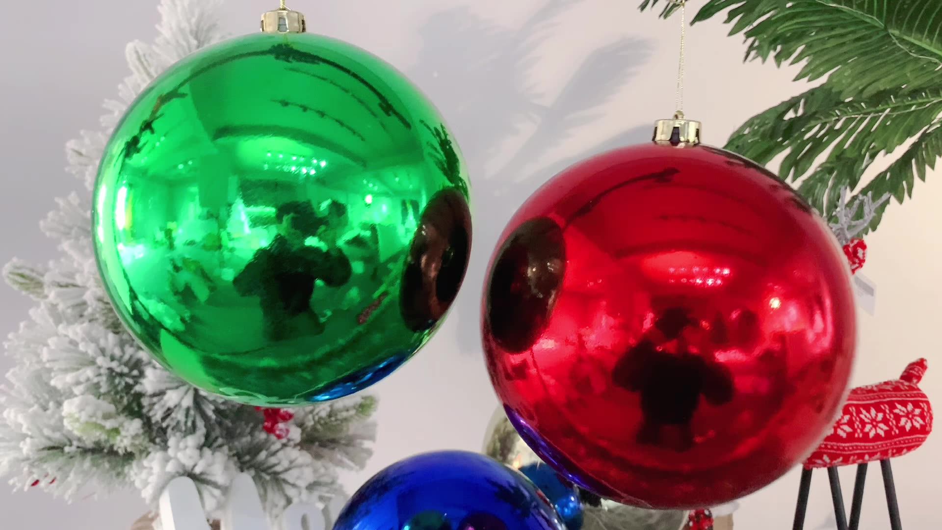 2021 New Hot Sale Outdoor Christmas Balls Large Bauble For Outdoor