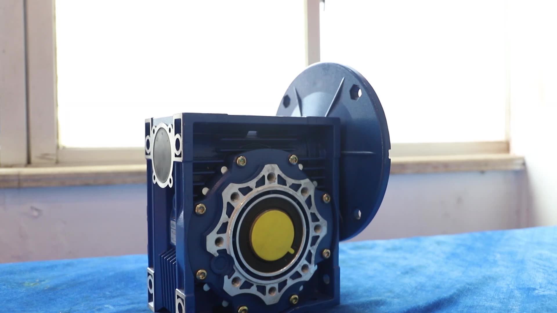 Nmrv030 Series Drv 10 To 1 Reduction Gearbox 15 1 Ratio Gearbox Nrv